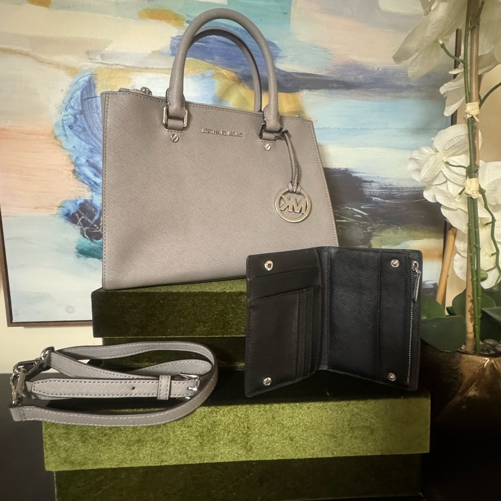 Michael Kors Elegant Gray Satchel Set - Picture 2 of 11